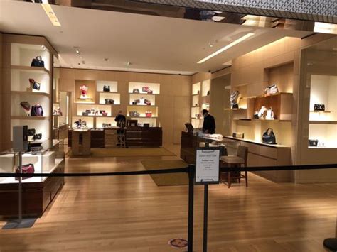 louis vuitton seattle nordstrom reviews|louis vuitton seattle address.